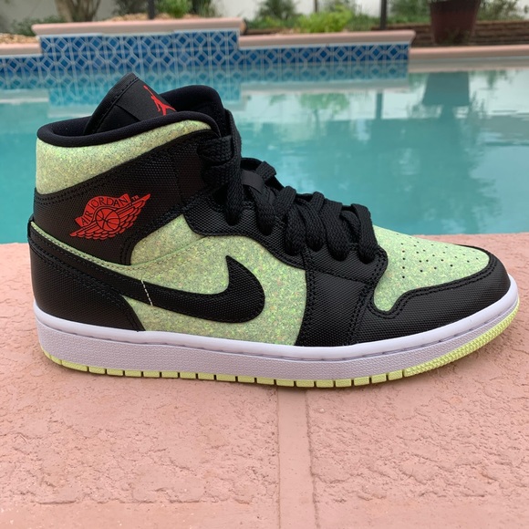 ‼️SOLD‼️ - Picture 2 of 6